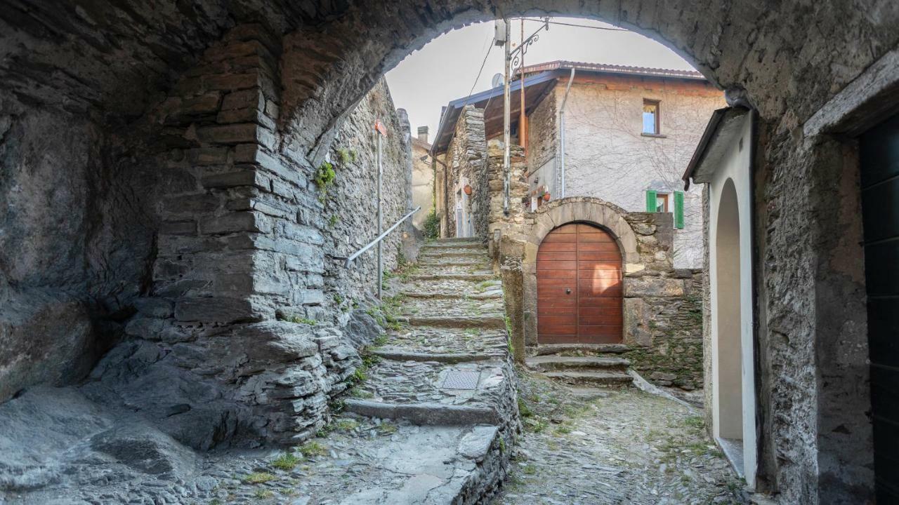 La Casa Della Cindy Villa Dervio Exteriör bild